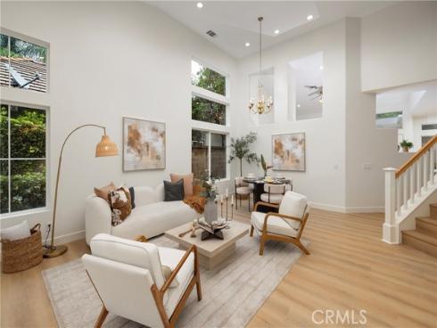 9 Oakhurst , Irvine, CA