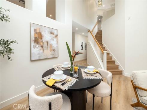 9 Oakhurst , Irvine, CA