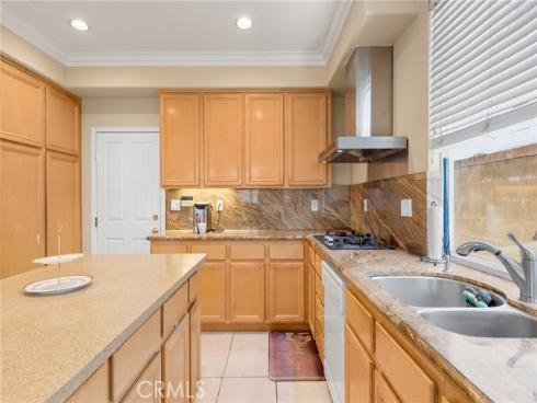 32 Laurelwood , Irvine, CA