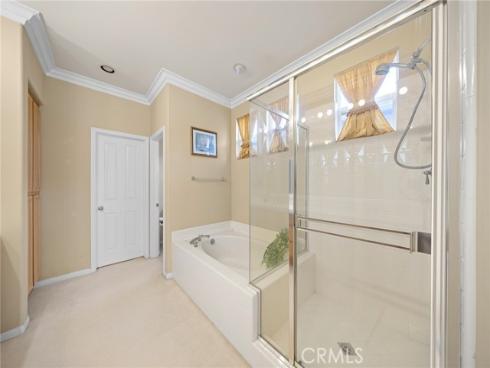 32 Laurelwood , Irvine, CA