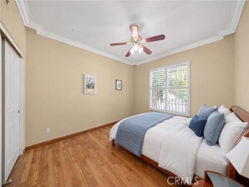 32 Laurelwood , Irvine, CA