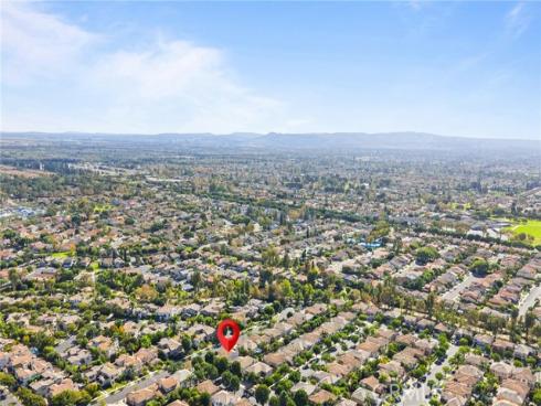 32  Laurelwood  , Irvine, CA