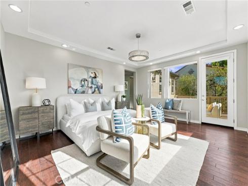104  Sparrow  , Irvine, CA