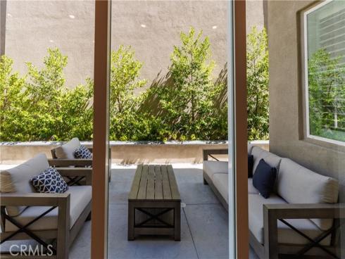 323  Sawbuck  , Irvine, CA