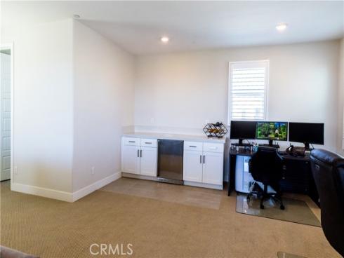 323  Sawbuck  , Irvine, CA