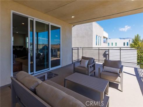 323  Sawbuck  , Irvine, CA