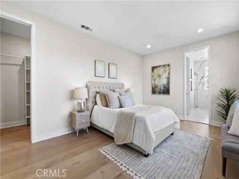 66 Bolide , Irvine, CA