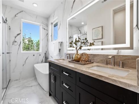 66 Bolide , Irvine, CA