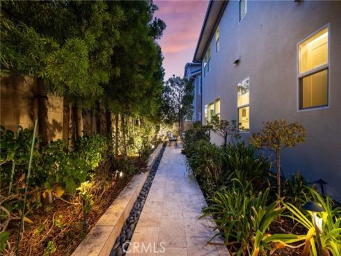 66 Bolide , Irvine, CA