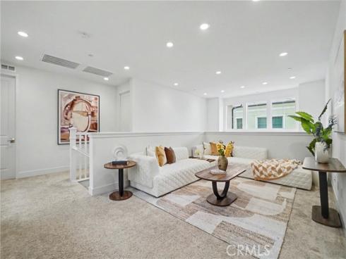 212 Sutters Mill , Irvine, CA