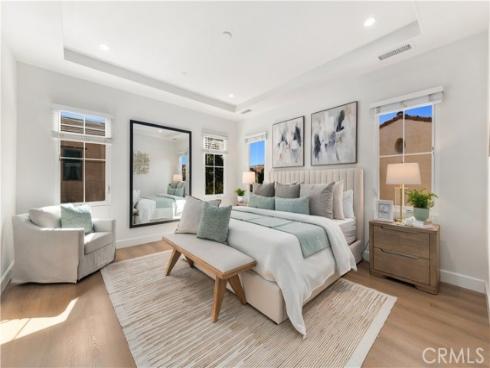 68 Meander , Irvine, CA