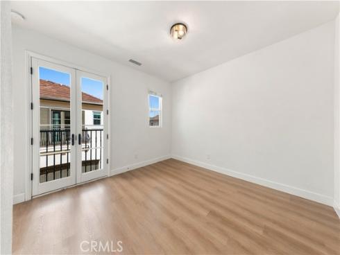 68 Meander , Irvine, CA