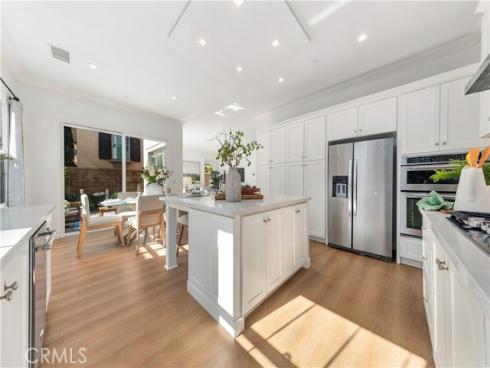68 Meander , Irvine, CA