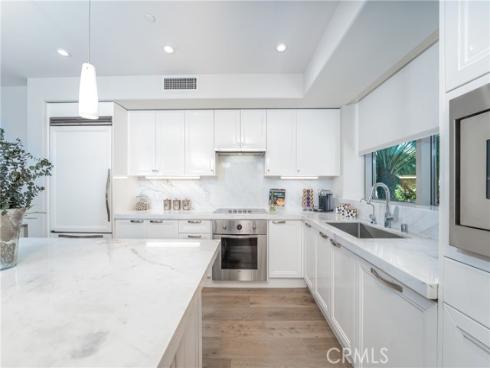 3043 Scholarship , Irvine, CA