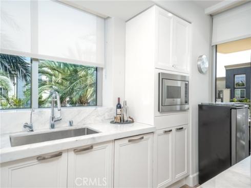 3043 Scholarship , Irvine, CA