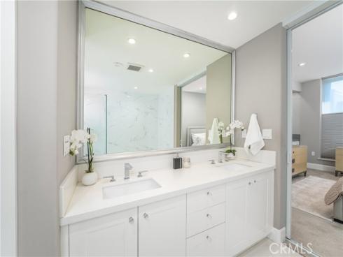 3043 Scholarship , Irvine, CA