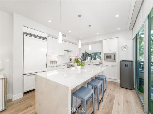 3043 Scholarship , Irvine, CA