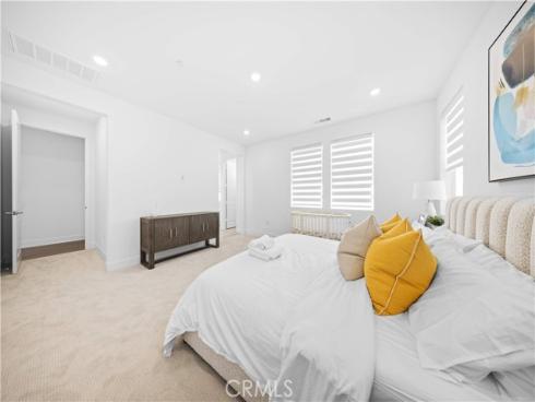 505  Durant  , Irvine, CA