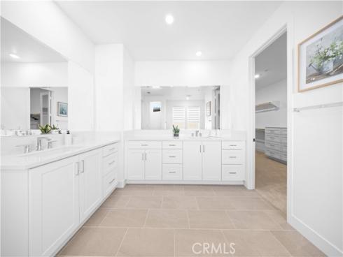 505  Durant  , Irvine, CA