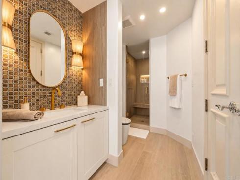 5102 Scholarship , Irvine, CA