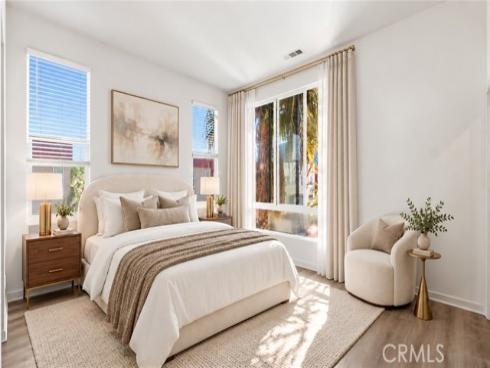 131  Citysquare  , Irvine, CA