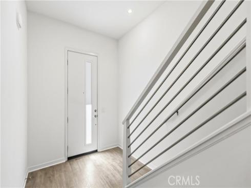 131  Citysquare  , Irvine, CA