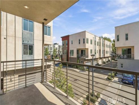 131  Citysquare  , Irvine, CA