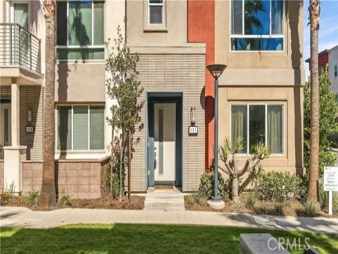 131  Citysquare  , Irvine, CA