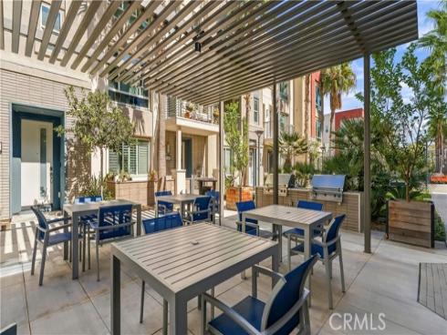 131  Citysquare  , Irvine, CA