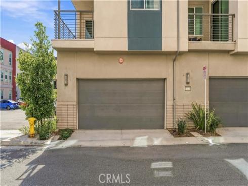 131  Citysquare  , Irvine, CA