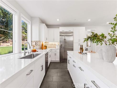 238 Chorus , Irvine, CA