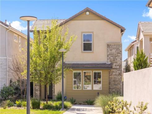 238 Chorus , Irvine, CA