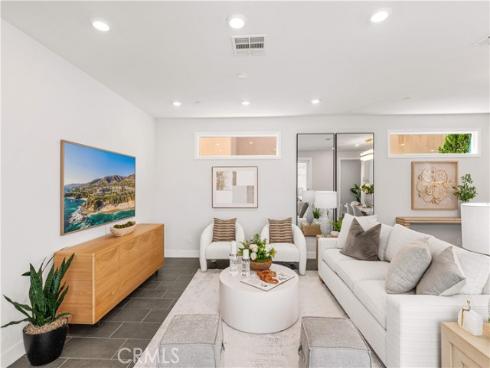238 Chorus , Irvine, CA
