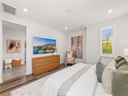 238 Chorus , Irvine, CA