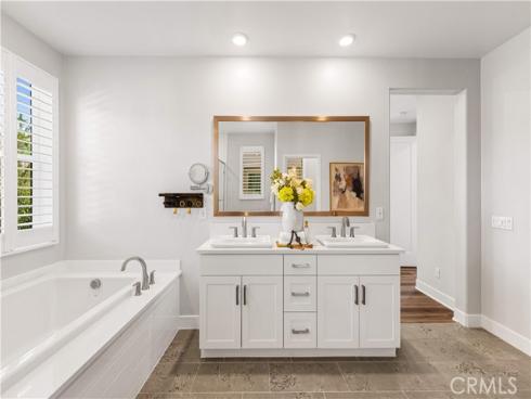 238 Chorus , Irvine, CA