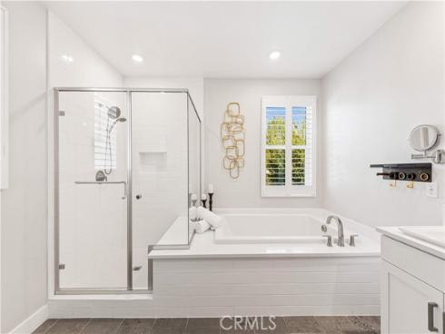 238 Chorus , Irvine, CA
