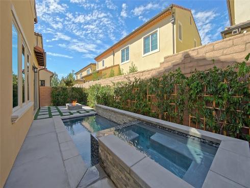 65 Rockinghorse , Irvine, CA