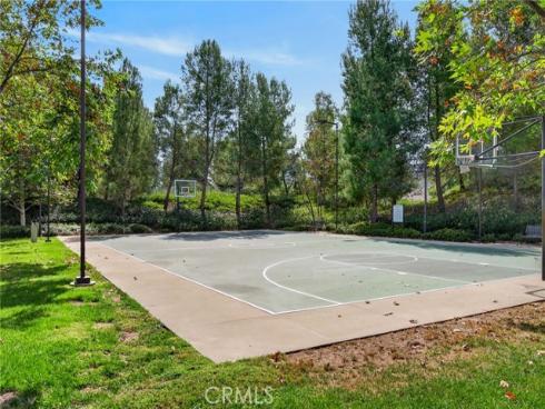 54  Brindisi  , Irvine, CA