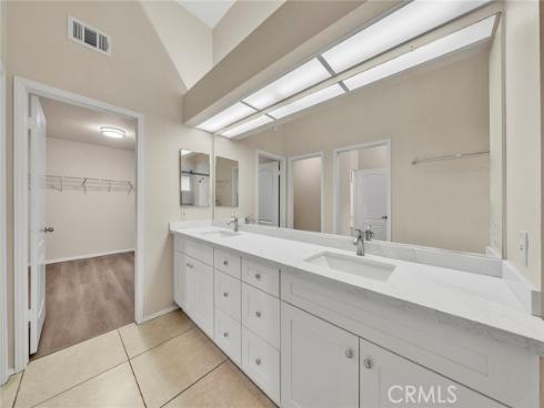 55 Vassar Aisle , Irvine, CA
