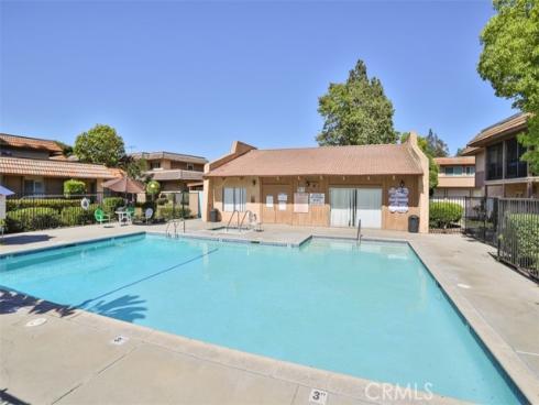 1048  Las Lomas  A  Drive, La Habra, CA