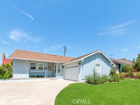 211  La Plaza   Drive, La Habra, CA