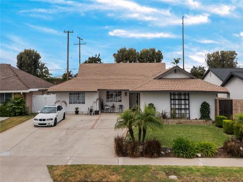 501 E Parkwood   Avenue, La Habra, CA