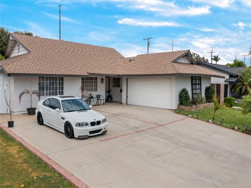 501 E Parkwood   Avenue, La Habra, CA