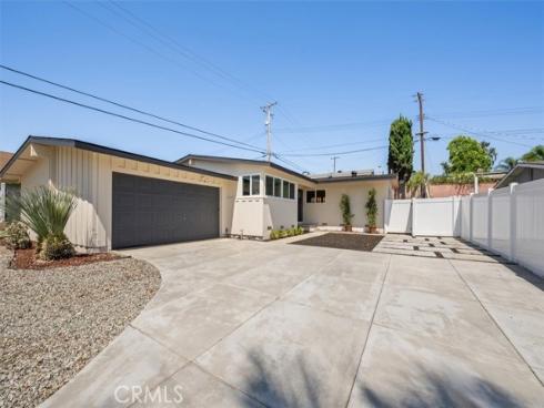 600 N Colfax   Street, La Habra, CA