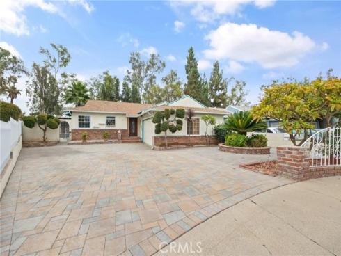 530 W 3rd   Avenue, La Habra, CA