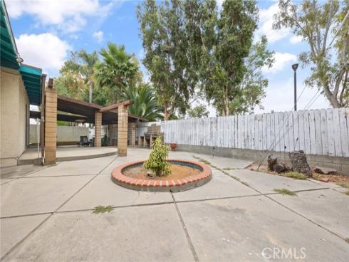 530 W 3rd   Avenue, La Habra, CA