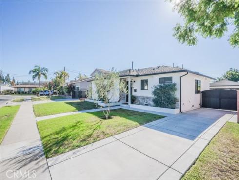 610 W Pinehurst   Avenue, La Habra, CA