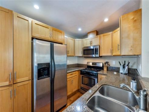 1018 E La Habra 238 Boulevard, La Habra, CA