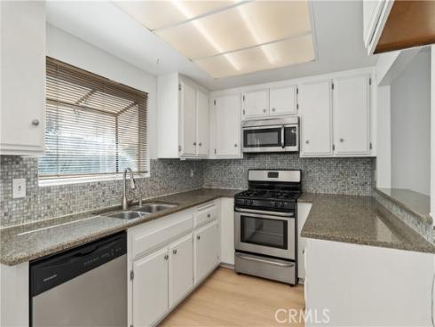 911 W Imperial  65 , La Habra, CA