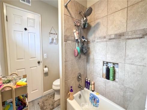 965 W Imperial 54 , La Habra, CA